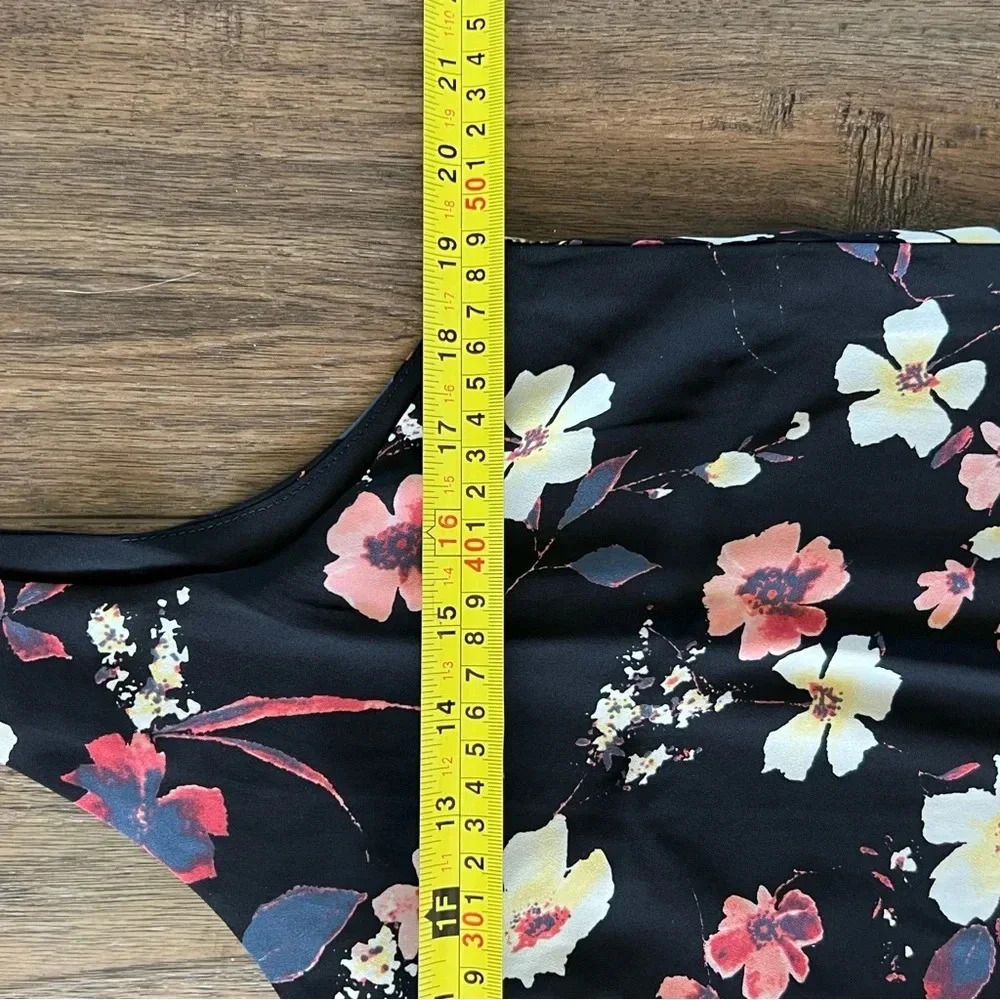 NWT Revolve Three Eighty Two MIDI Hankerchief Flo… - image 5